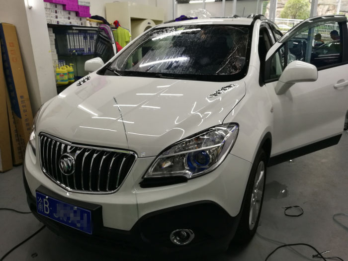 昂科拉贴3M晶锐70前挡+3M黑衣骑士搭配 效果巴适，价格实惠~	