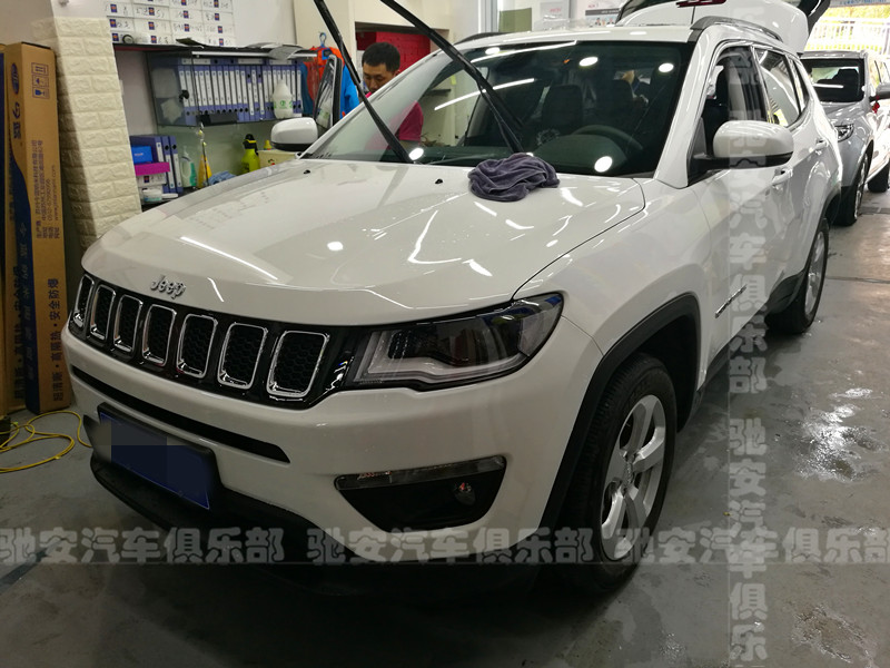 重庆JEEP指南者车贴膜-今蓝纳米陶瓷膜