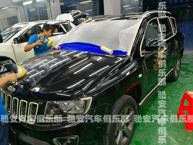 重庆JEEP车漆镀晶抛光 重庆JEEP车漆镀晶抛光